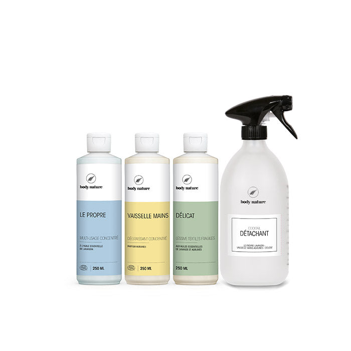 Kit de trois produits miracles pour détacher les vêtements, vendu avec le Flacon en verre. Les 3 produits sont : un nettoyant multi-usage (le Propre senteur Lavandin), un liquide vaisselle (le Vaisselle Mains senteur Agrumes) et une lessive délicate (le Délicat). Une notice est avec.