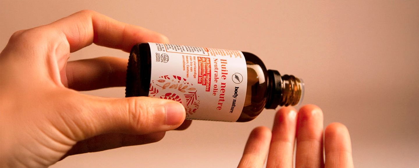 L’huile végétale neutre : votre alliée pour des cosmétiques maison réussis