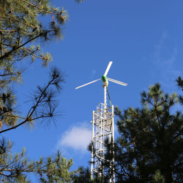 Eolienne sur le Domaine Body Nature