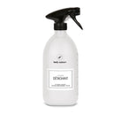 Flacon spray en verre pour préparer la recette miracle du Cocktail Détachant (recette miracle pour nettoyer les tâches)