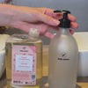 Vidéo présentant l'utilisation d'un pinpack douche avec un flacon rechargeable en verre