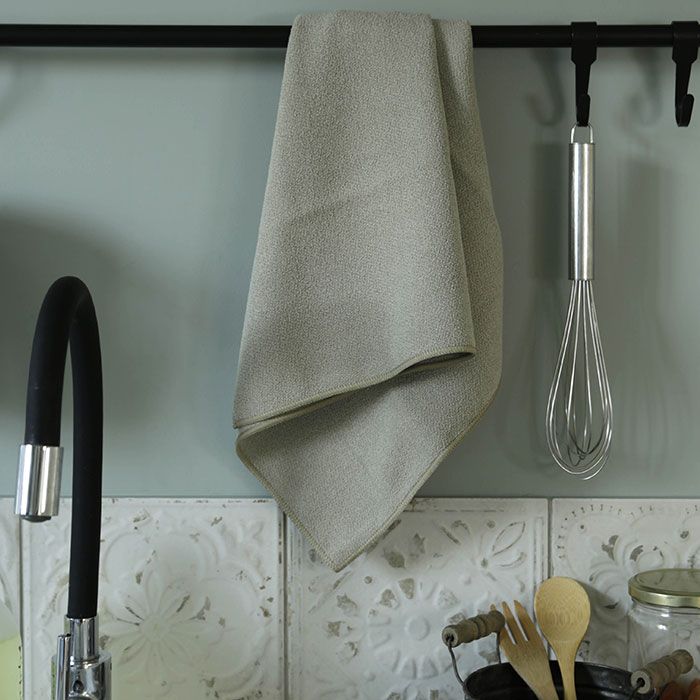 Torchon de cuisine qui dégraisse, absorbe et essuie efficacement la vaisselle